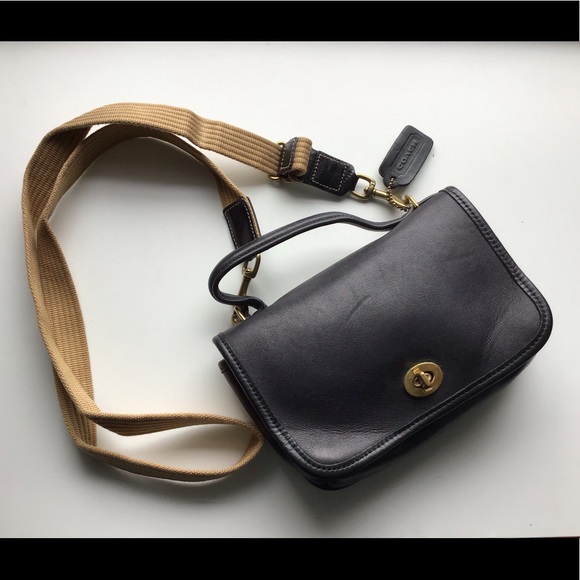 Handbags - Coach  strap look